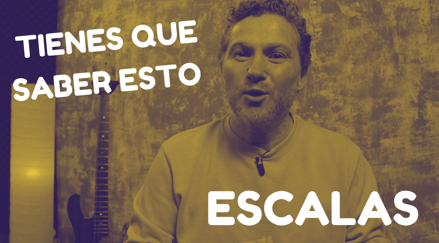 Practicar escalas de bajo eléctrico